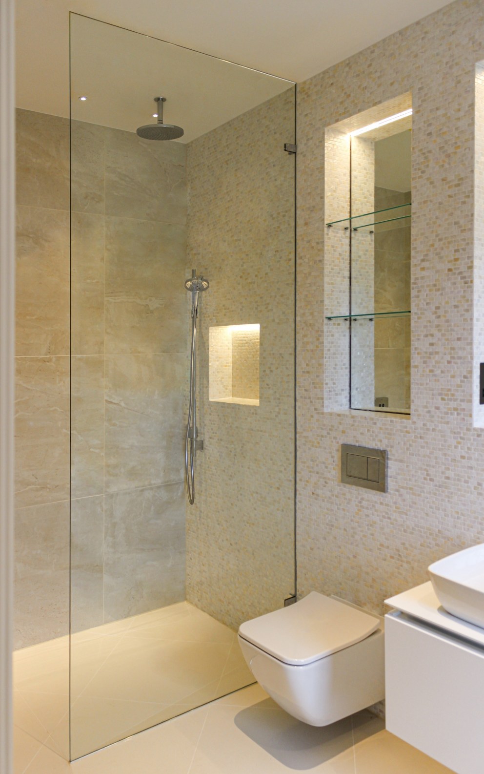 Beaconsfield - Luxury New Build | Ensuite bathroom | Interior Designers